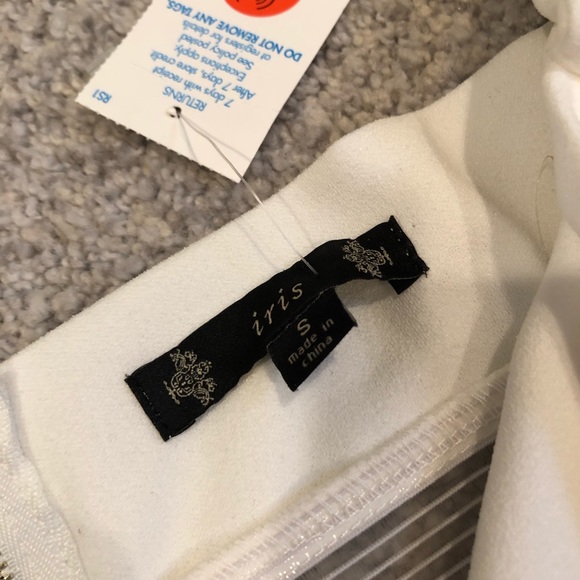 NWT WHITE BODYCON DRESS - Picture 5 of 5